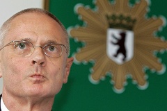 Peter-Michael Haeberer, bis 2011 Direktor des Berliner Landeskriminalamtes, ist als Zeuge geladen.