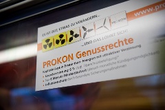 Die Firma Prokon lockte mit hohen Renditeversprechen 75.000 Anleger zum Kauf von Genussrechten. 