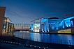 In eine große Lichtspielbühne verwandelt sich das Marie-Elisabeth-Lüders-Haus im Berliner Parlamentsviertel allabendlich in der Zeit vom 28. Juni bis zum Tag der Deutschen Einheit am 3. Oktober 2012.