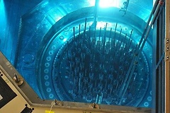 Mit Brennelementen bestückten Reaktordruckbehälter