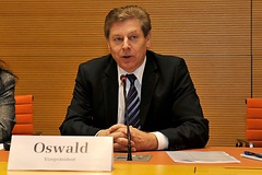 Vizepräsident Eduard Oswald