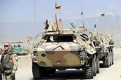Transportpanzer in Kabul