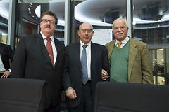 Hans-Joachim Fuchtel, Dimitris Rallis, Peter Gauweiler