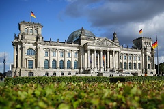 Nächste Sitzung: Donnerstag, 15. Oktober, 9 Uhr