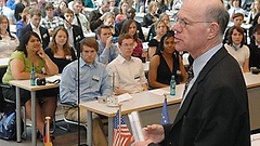 Bundestagspräsident Prof. Dr. Norbert Lammert mit Stipendiaten aus den USA