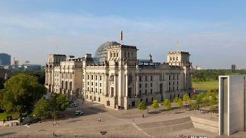 Blick auf das Reichstagsgebäude