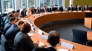 Der 2. Untersuchungsausschuss während einer Sitzung.