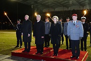 Norbert Lammert, Joachim Gauck, Ursula von der Leyen, Generalinspekteur Volker Wieker beim Großen Zapfenstreich