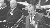 1972: Bundeskanzler Willy Brandt stellt Vertrauensfrage