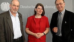 Dr. Maria Flachsbarth und die sachverständigen zu Gorleben, li.: Jürgen Kreusch, re.: Prof. Dr. Wernt Brewitz