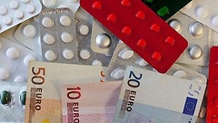 Im Kern des Gesetzesvorhabens stehen Kostensenkungen bei den Arzneimitteln