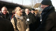 Der Abgeordnete Gero Storjohann (links) im Gespräch mit dem Petenten.