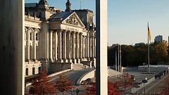 Reichstagsgebäude vom Paul-Löbe-Haus aus.