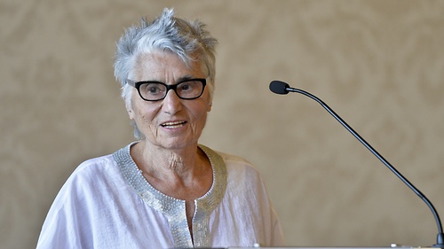Ruth Klüger, Literaturwissenschaftlerin und Schriftstellerin, hält die Gedenkrede.