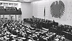 25.04.1974: Plenarsaal