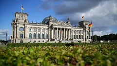 Nächste Sitzung: Donnerstag, 15. Oktober, 9 Uhr