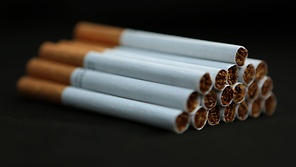 Durch das Gesetz werden die Warnungen vor den Gefahren des Rauchens verstärkt.
