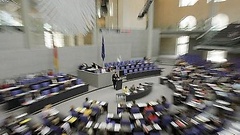 Blick in das Plenum mit Zoomeffekt