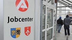 Um die verfassungskonforme Neuordnung der Jobcenter geht es am Donnerstag, 17. Juni 2010