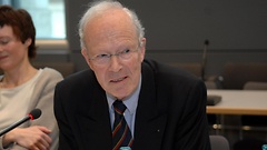 Prof. Dr. Edzard Schmidt-Jortzig