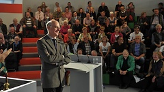 Bundestagspräsident Norbert Lammert im Forum Plenarsaal des Bundestages beim Bürgerfest am 2. Oktober in Hannover