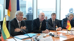 Alois Karl, Norbert Lammert während der Podiumsdiskussion
