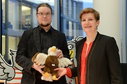 Norbert Müller, Susann Rüthrich mit Kiko-Maskottchen