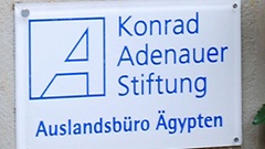 Konrad-Adenauer-Stiftung (KAS) in Kairo vor dem Gebäude der Stiftung