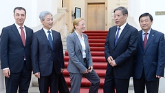 Cem Özdemir, Wang Longde, Dagmar Schmidt, Chi Wanchun, Meng Wei