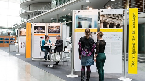 Die Wanderausstellung des Deutschen Bundestages im Paul-Löbe-Haus