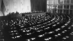 Konstituierende Sitzung des ersten Deutschen Bundestages am 7. September 1949