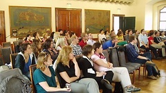 IPS-Stipendiaten bei der Diskussion im Rathaus