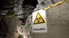 Asse: Schild mit der Aufschrift 'Radioaktiv'