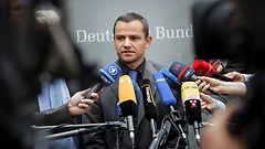 Vorsitzender Sebastian Edathy (SPD)