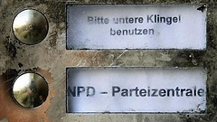 Klingelschild der NPD-Parteizentrale