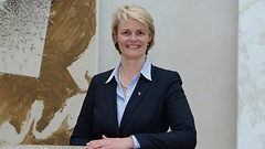 Anja Karliczek (CDU/CSU) im Andachtsraum des Reichstagsgebäudes