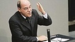 Gregor Gysi, Fraktionsvorsitzender PDS, während seiner Rede im deutschen Bundestag.