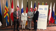 Delegation des Deutschen Bundestages bei der Ostseeparlamentarierkonferenz, v.l.n.r.: Jürgen Klimke, CDU/CSU, Dr. Christel Happach-Kasan, FDP, Franz Thönnes, SPD und Herbert Behrens, Die Linke.