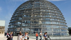 Kuppel und Terrasse des Reichstagsgebäudes