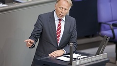 Jürgen Trittin (Bündnis 90/Die Grünen) eröffnete die Debatte.