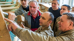 Die Grünen wollen die Asylsuchenden beim Zugang zu Ausbildung und Arbeitsmarkt stärker unterstützen.