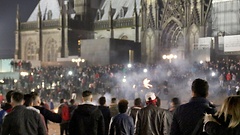 Verstöße gegen das Recht auf sexuelle Selbstbestimmung wurden in der Silvesternacht vor dem Kölner Dom festgestellt.