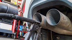 Die Manipulation von Abgaswerten von Fahrzeugen durch ihre Hersteller beschäftigt einen Untersuchungsausschuss des Bundestages.