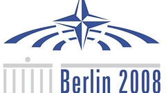 Logo der Versammlung der NATO in Berlin, 2008