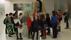 Im Durchgang zwischen Jakob-Kaiser-Haus und Reichstagsgebäude stießen die Schülerinnen und Schüler auf diese kleine Ausstellung.