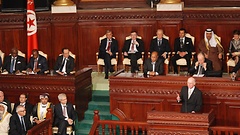Norbert Lammert bei seiner Ansprache vor dem tunesischen Parlament.